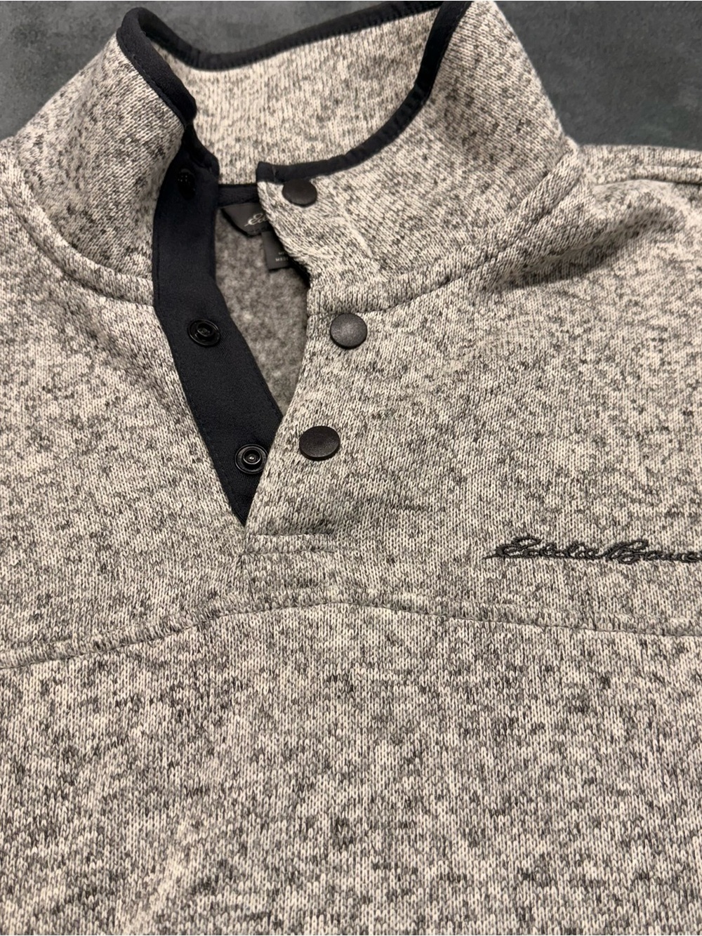 Eddie Bauer Gray Marled V‑Neck Snap Pullover - L